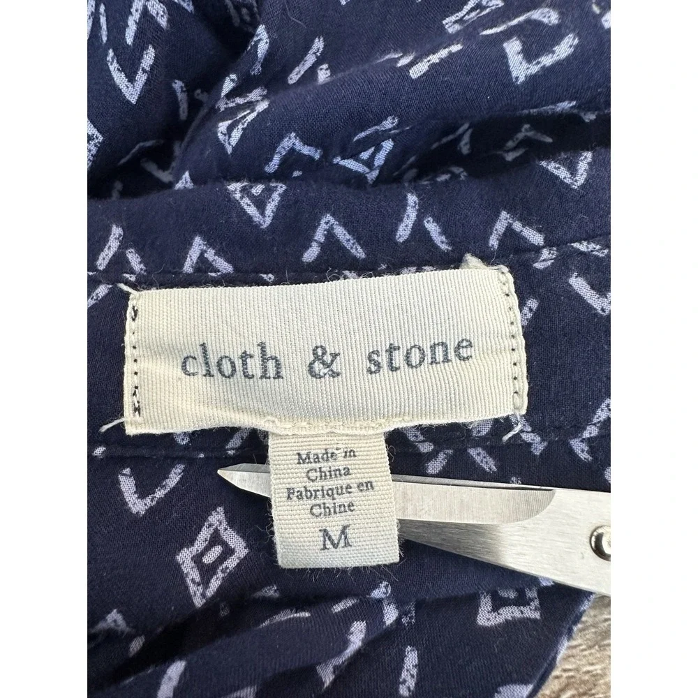 Cloth & Stone Button Up Top Womens Medium Blue Geometric Soft Lightweight Pocket - Picture 2 of 7
